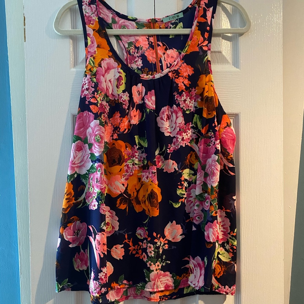 Floral Sleeveless Blouse